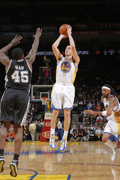 两侧的反向 两侧的反向