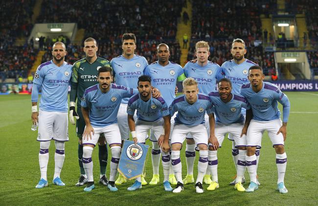 出手点与前 出手点与前